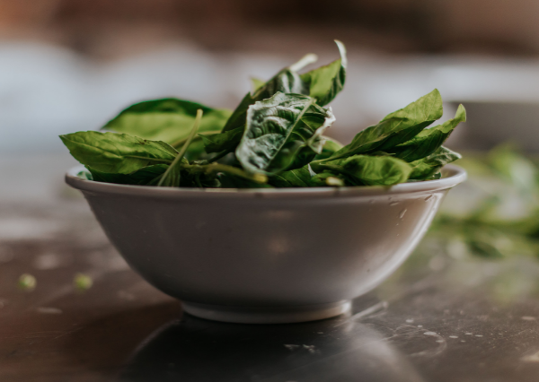 Could eating leafy greens help lower the risk of dementia